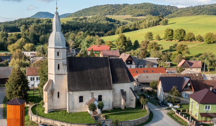 Zaujímavosti / Gotický evanjelický kostol - foto