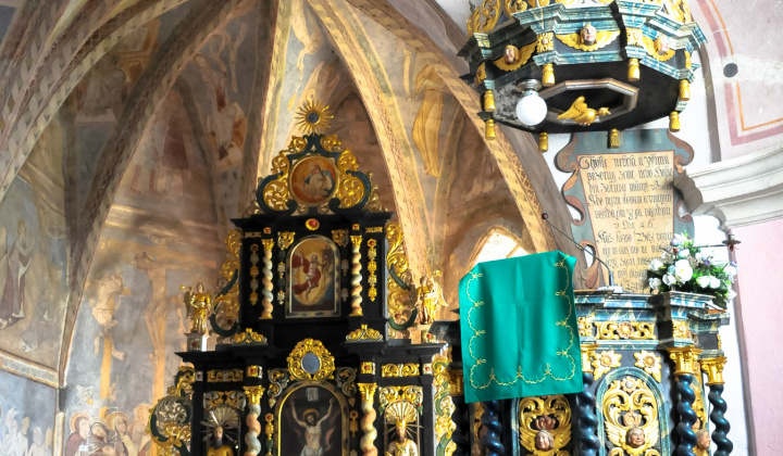 Zaujímavosti / Gotický evanjelický kostol - foto