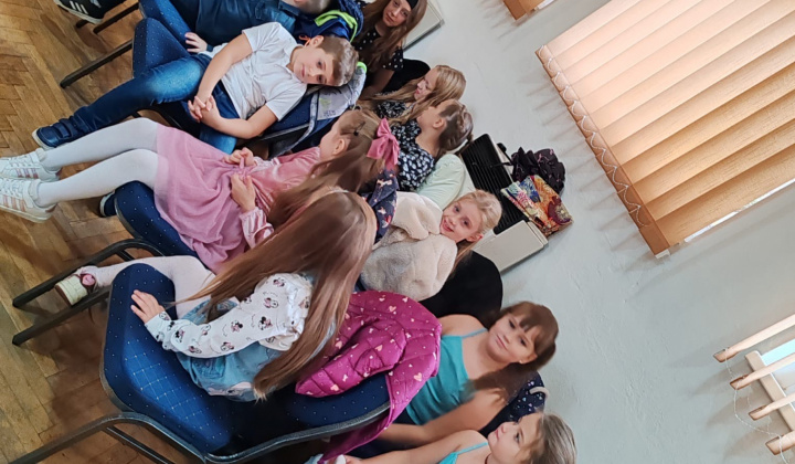 Mesiac úcty k starším 2025