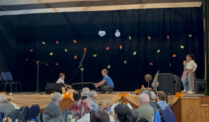 Mesiac úcty k starším 2025