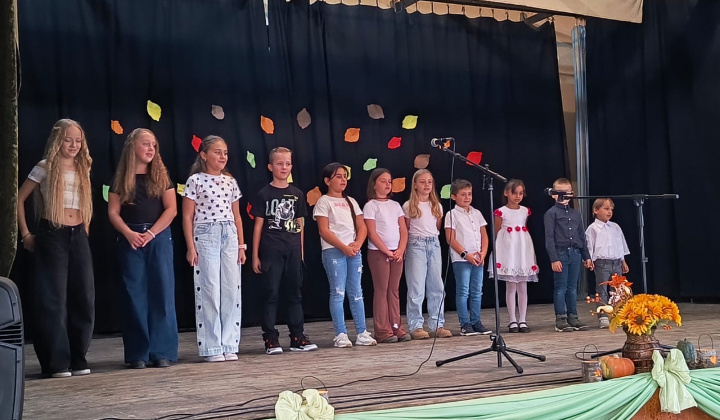 Mesiac úcty k starším 2026